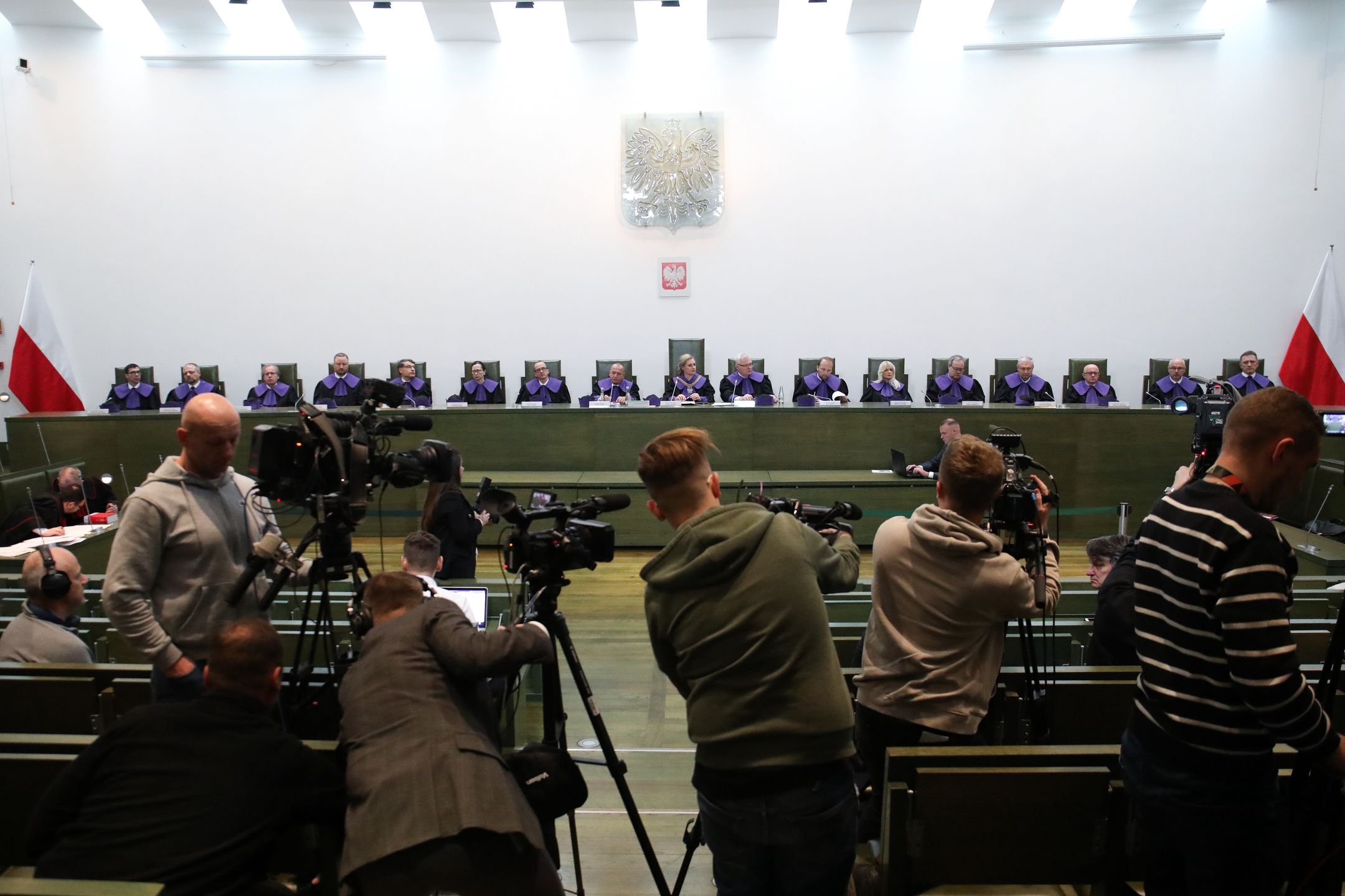 Warszawa, 07.12.2023. Posiedzenie w Sądzie Najwyższym w Warszawie, 7 bm. mające na celu podjęcie uchwały w przedmiocie stwierdzenia ważności referendum ogólnokrajowego przeprowadzonego w dniu 15 października 2023 r. Do SN wniesiono 2 tys. 291 protestów przeciwko ważności referendum. Dotychczas 525 zostało pozostawionych bez dalszego biegu, 3 uznano za niezasadne, 1 protest zasadny, ale bez wpływu na wynik, zaś 1 tys. 453 połączono do wspólnego rozpoznania. (ad) PAP/Albert Zawada