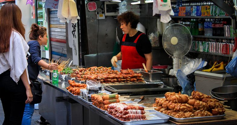 Koreańczycy w szoku po odberaniu pierwszej wypłaty po skróceniu czasu pracy