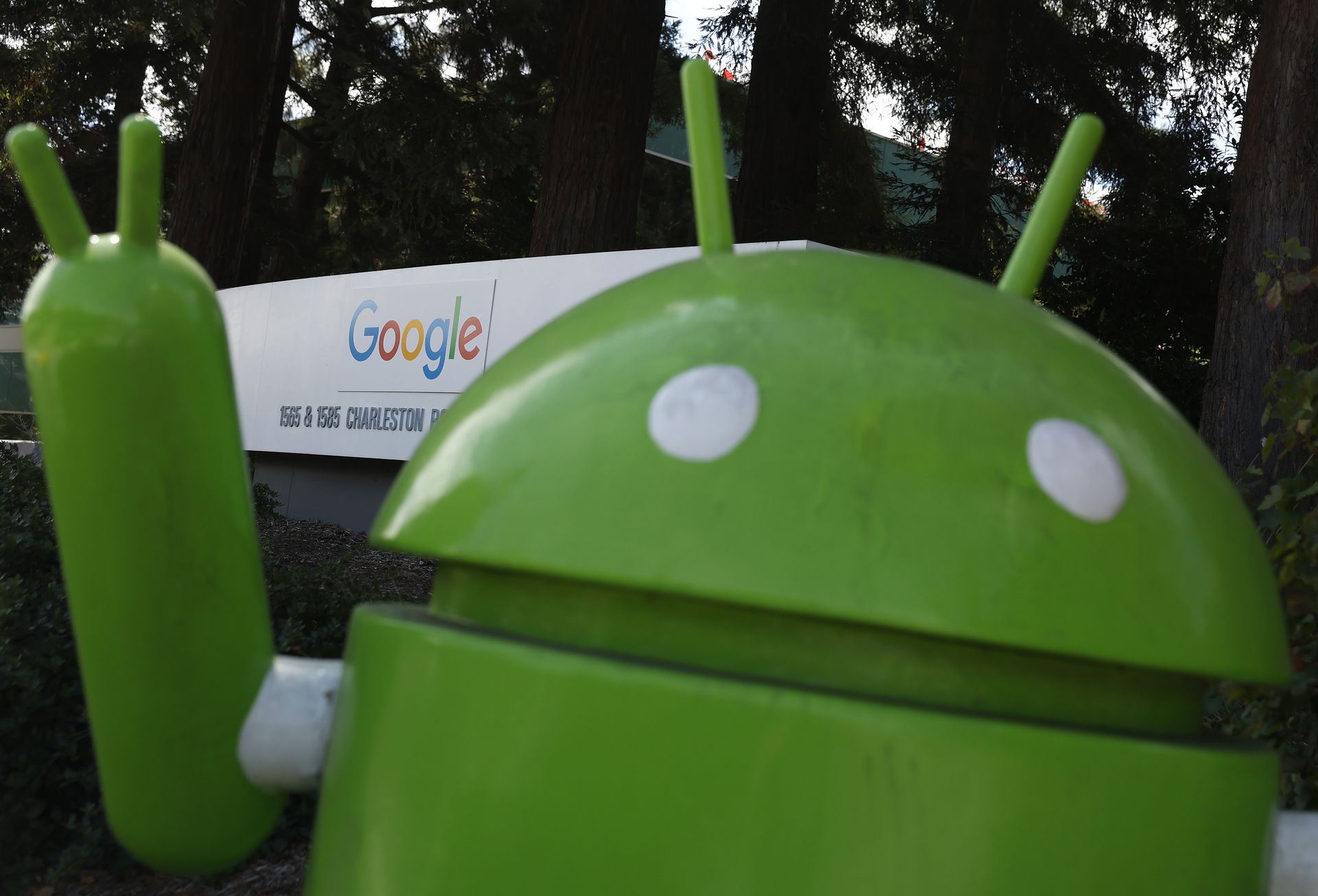 Dostawał się pod warstwę systemu. Pobrano go 2,3 miliona razy