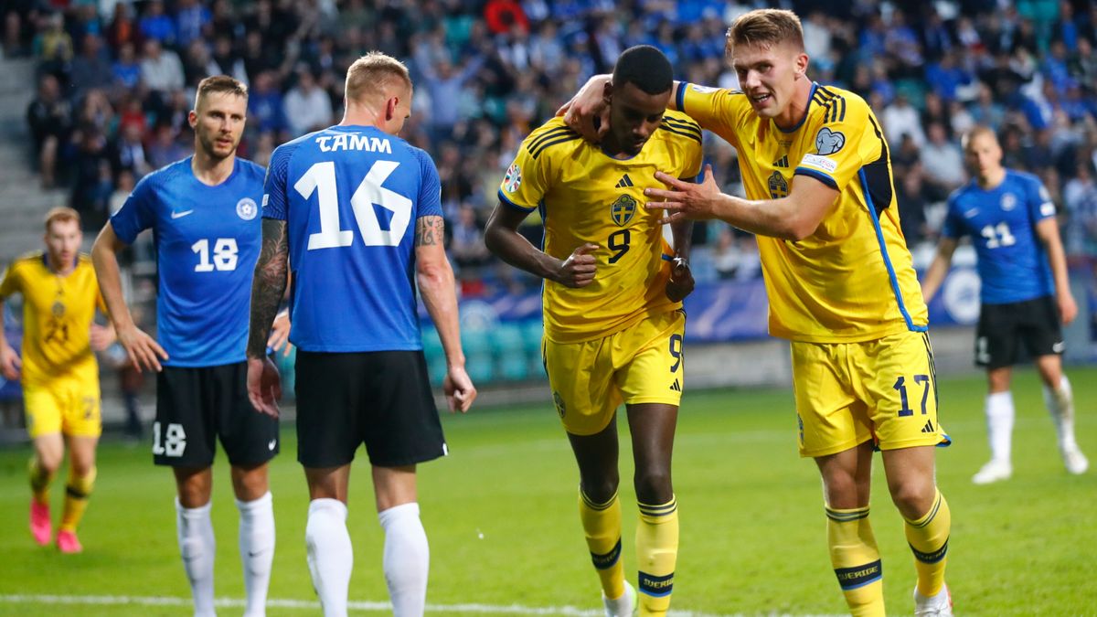 Zdjęcie okładkowe artykułu: PAP/EPA / Toms Kalnins / Na zdjęciu: radość reprezentantów Szwecji po jednej z bramek