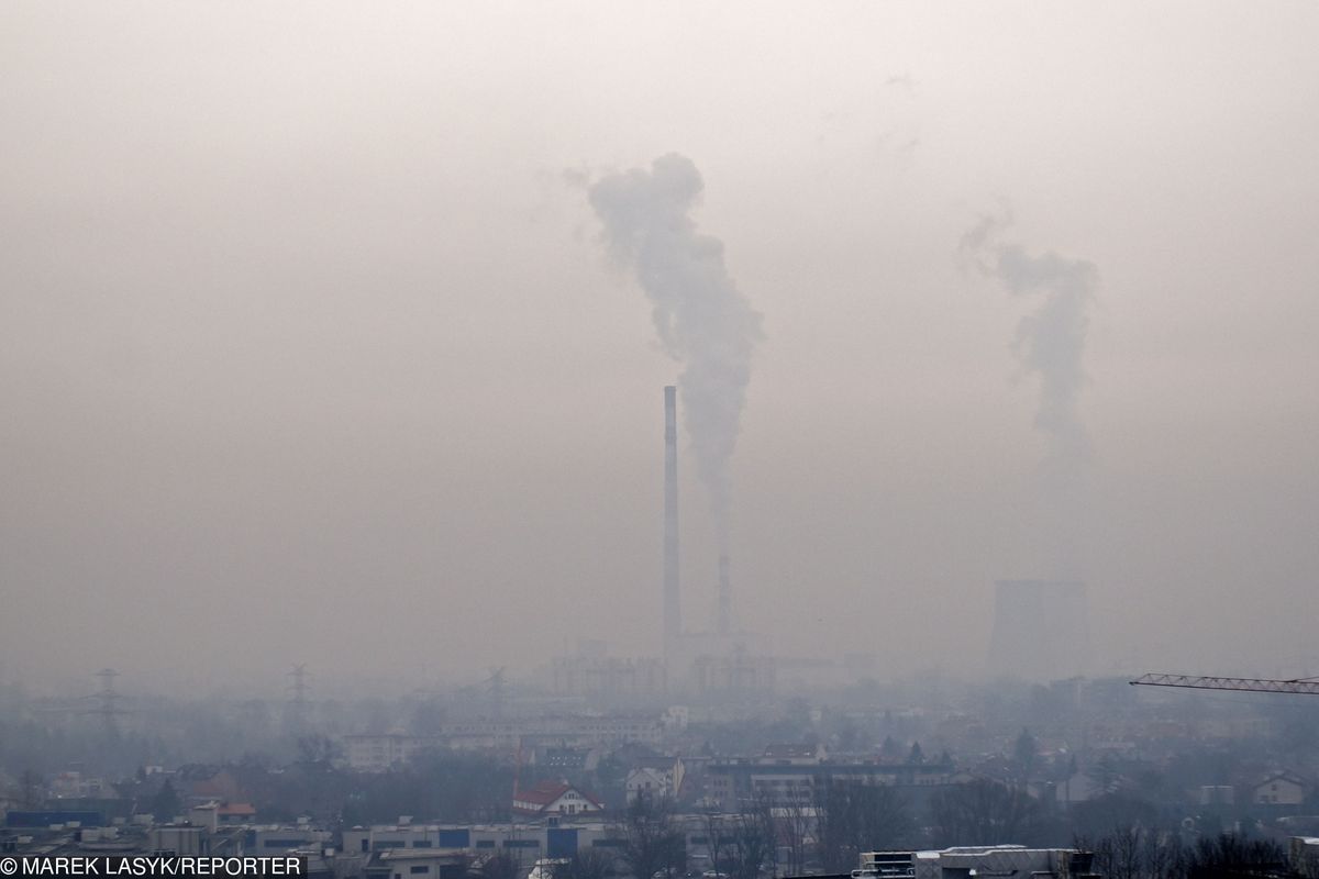 Smog. Nowe poziomy alertów. Częściej usłyszymy ostrzeżenia