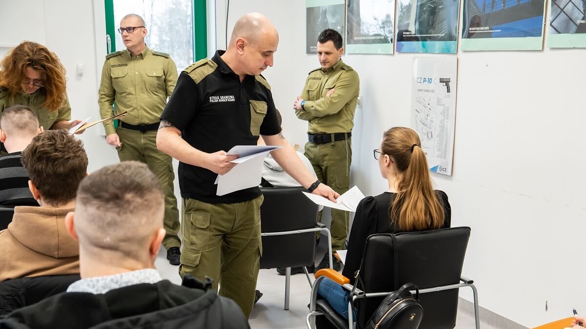 Egzamin przyszłych funkcjonariuszy granicznych