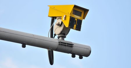 Fotoradar rekordzista. Tylko podczas wakacji zrobił prawie 2 tys. zdjęć