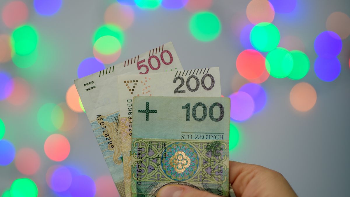 Ile włożyć do koperty na wesele?