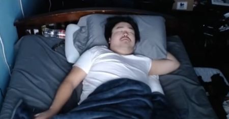 "Senne streamy" coraz popularniejsze. Twórca zarobił ok. 60 tys. zł w 7 godzin