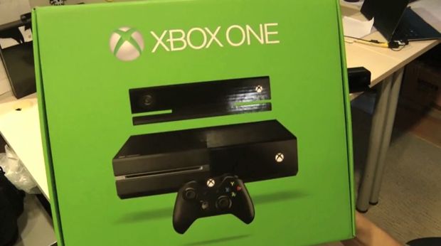 Xbox One już w redakcji. Prezentujemy konsolę i kontroler