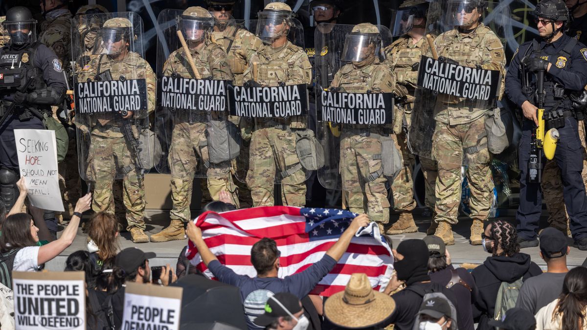 Federalne obławy na migrantów i decyzja hrabstwa Los Angeles