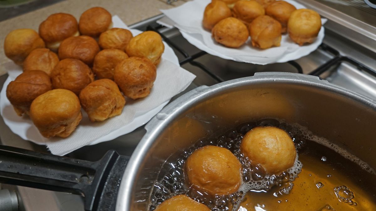 Nie tylko na słodko. Wytrawne pączki to hit sezonu