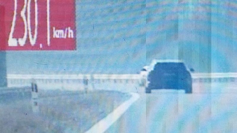44-latek z BMW jechał po S17 ponad 230 km/h