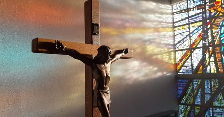 Wielki Piątek – cisza, której tak bardzo nam brakuje
