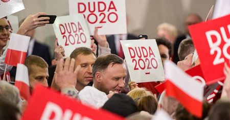 Jak będą wyglądać wybory? Zmiana decyzji o wyborach. PiS przedstawia nowy projekt