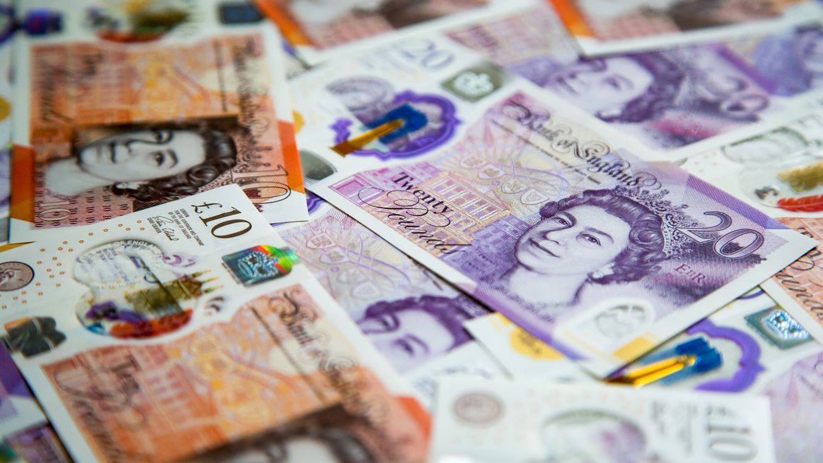 UNITED KINGDOM - 2021/01/13: In this photo illustration, a collection of British ten and twenty pound sterling banknotes are seen displayed. (Photo Illustration by Dinendra Haria/SOPA Images/LightRocket via Getty Images)