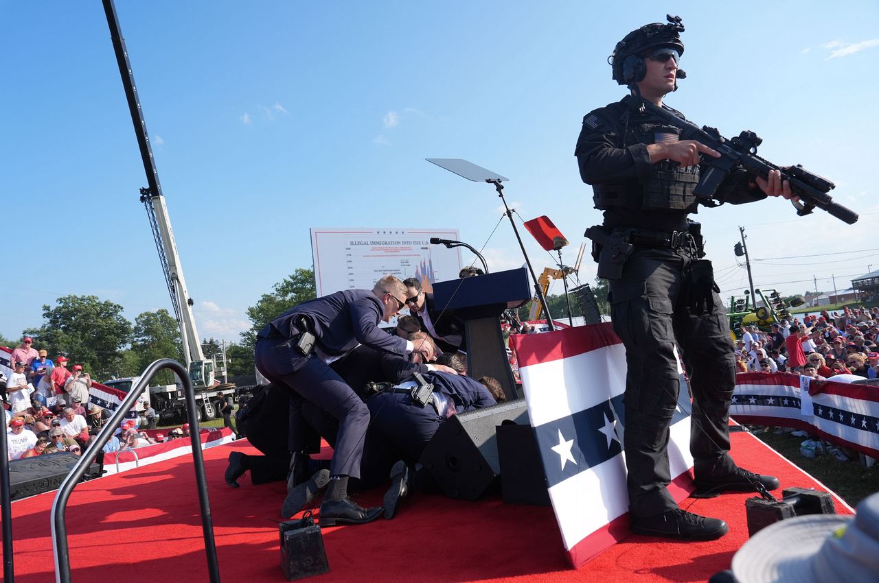 Po zamachu na Trumpa czeka nas jeszcze brutalniejsza kampania pełna teorii spiskowych [OPINIA]