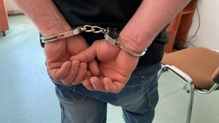 Przyznał się, że okradł jubilera. Kosztowności wciąż nie odnaleziono
