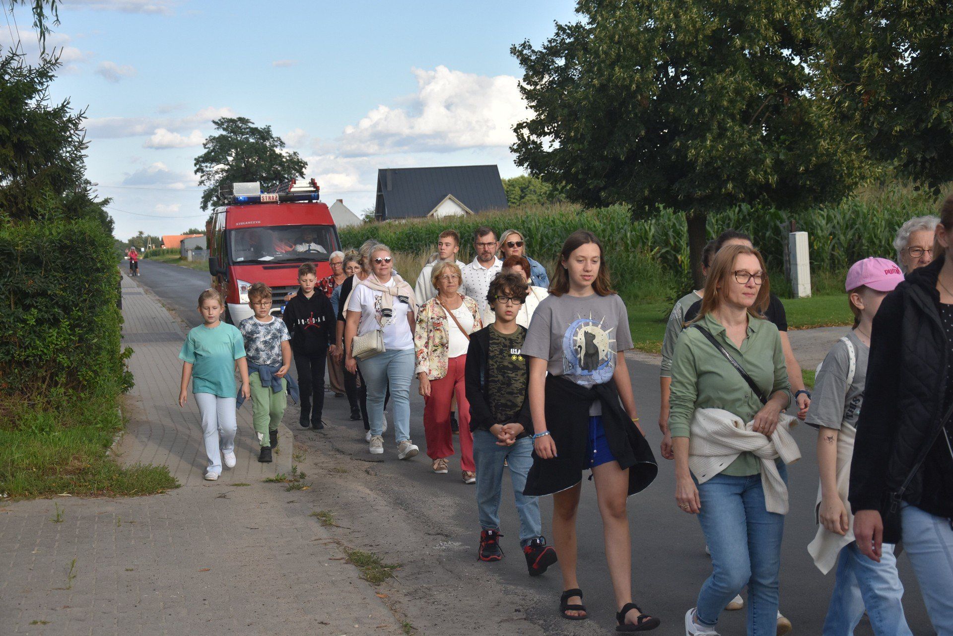 Odpust Przemienienia Pańskiego w Dalewie. Do miejscowej parafii pielgrzymowali wierni z sąsiedniej Mórki [film, zdjęcia]