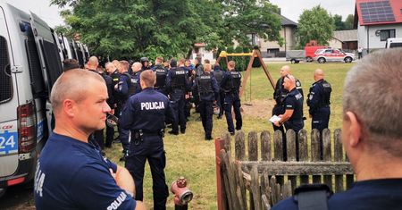 Tragedia w Borowcach. Były szef polskiej policji mówi o możliwym scenariuszu