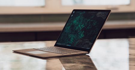 Microsoft Surface Pro 8 i Laptop 4. Wyciekły zdjęcia, oto czego się spodziewać