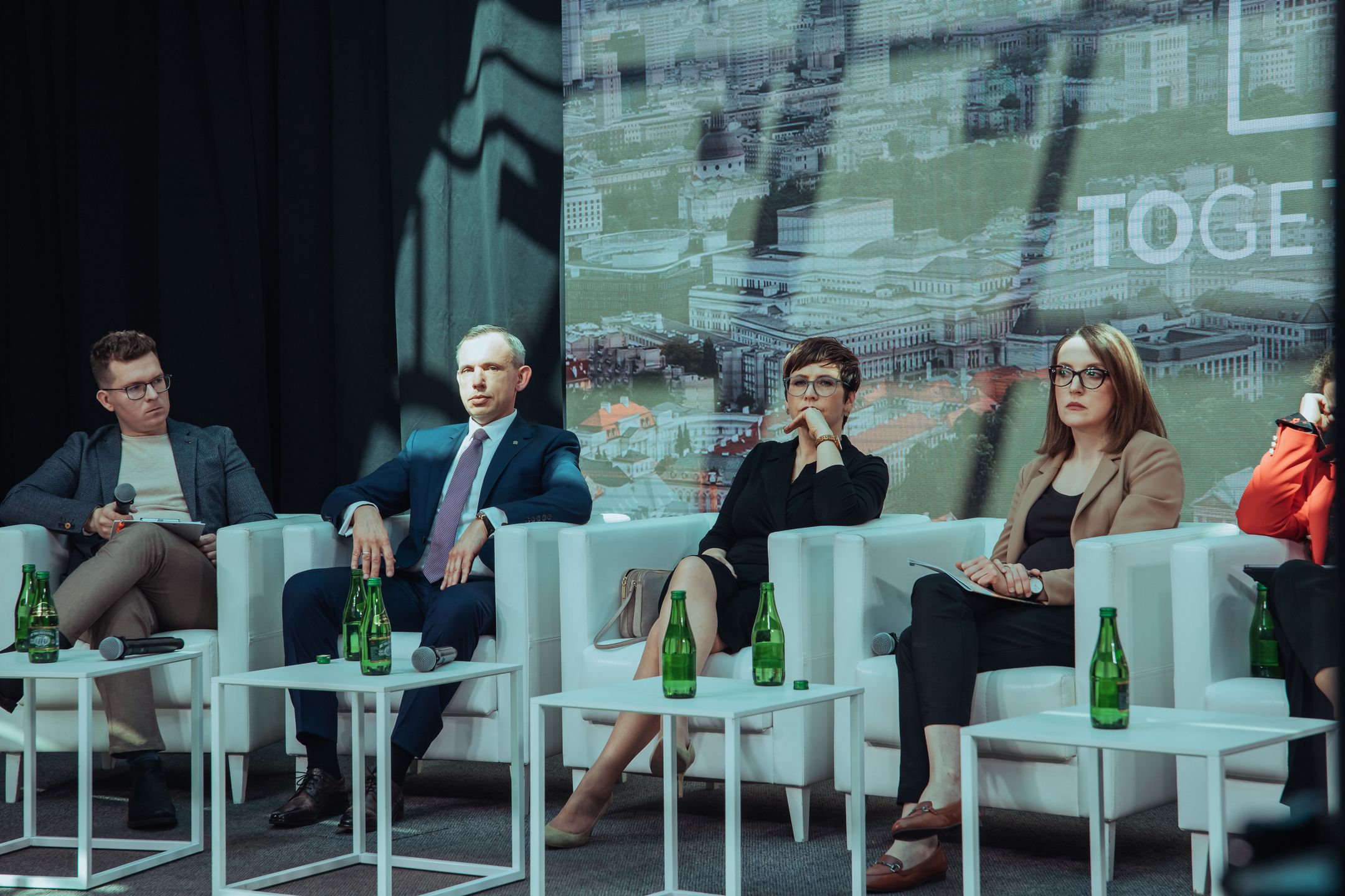 Blanka Romanowska, Dyrektorka Departamentu Infrastruktury i Środowiska, GZM podczas debaty na Szczycie Klimatycznym TOGETAIR 2023