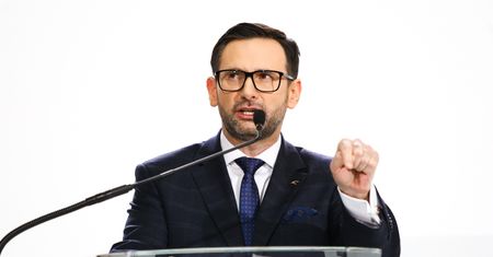 Obajtek zwołał konferencję. "Jestem prezesem poważnej firmy"