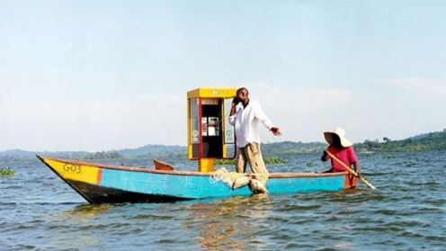 Budka telefoniczna na łódce naprawdę istnieje 1