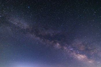 Niezwykłe odkrycie. Na dom w USA spadł meteoryt starszy od Ziemi