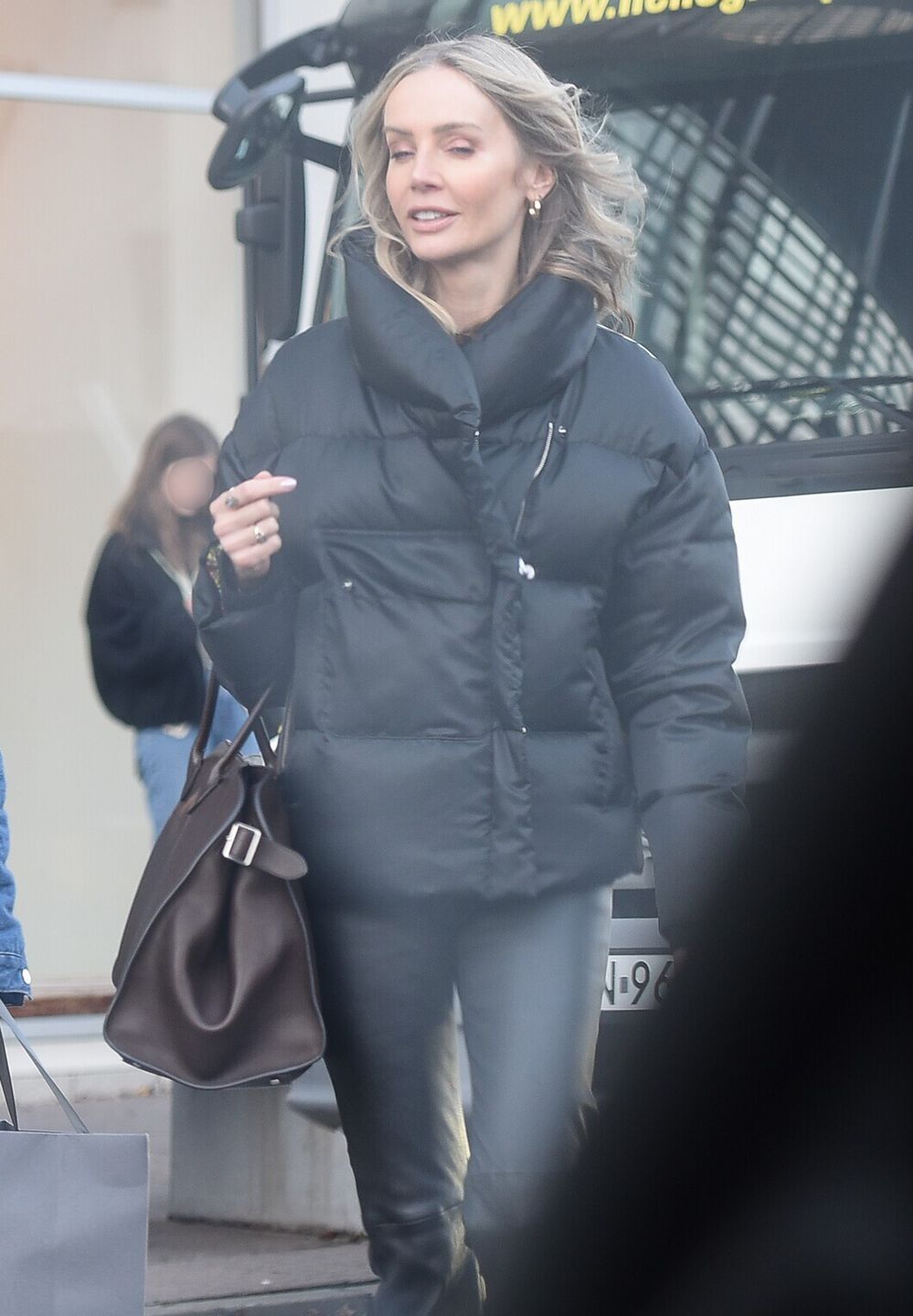 Agnieszka Woźniak-Starak w drogiej stylizacji 