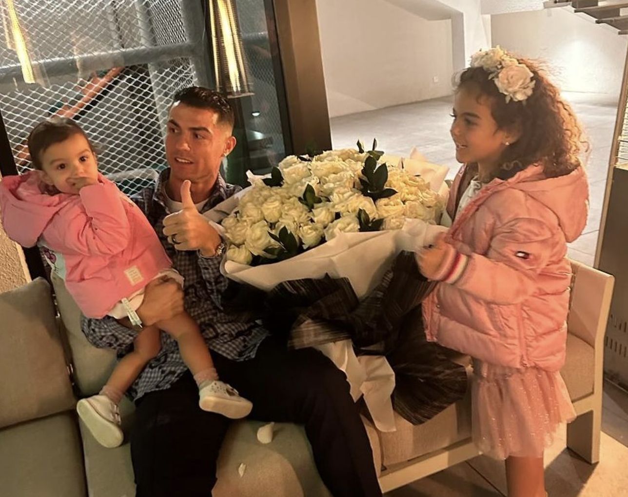Cristiano Ronaldo pokazał rodzinne zdjęcia z okazji swoich 39.urodzin