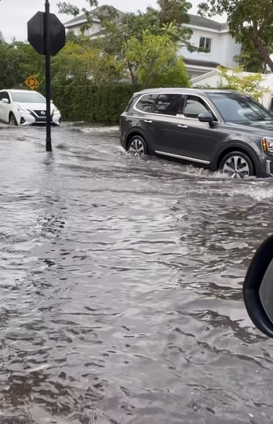 Agata Rubik relacjonuje powódź w Miami