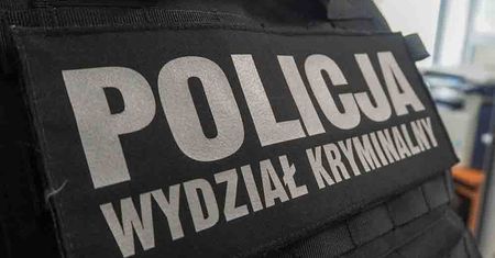 40-latek zaatakowany piłą do drewna w Iłowej