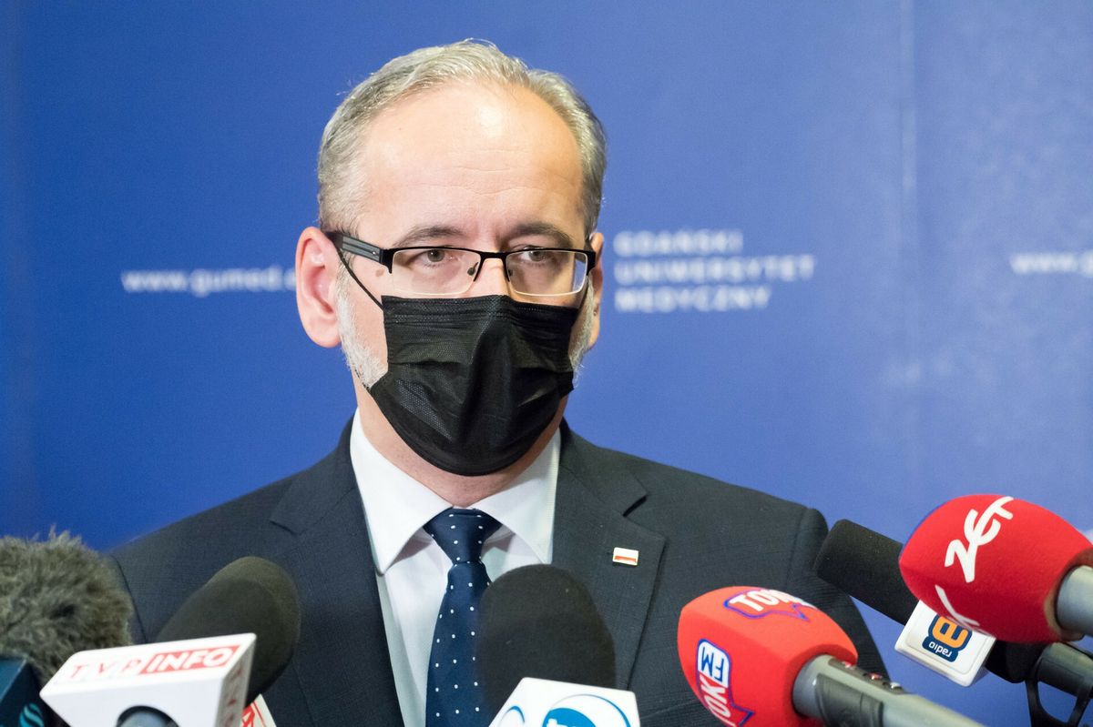 Minister zdrowia Adam Niedzielski czeka na 7 tys. zakażeń dziennie, by poźniej zdecydować o obostrzeniach