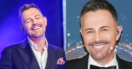Krzysztof Ibisz i jego śnieżnobiałe uzębienie pozdrawiają z fotela u dentysty: "Uśmiech na ramówkę gotowy". Ząbki jak perełki?