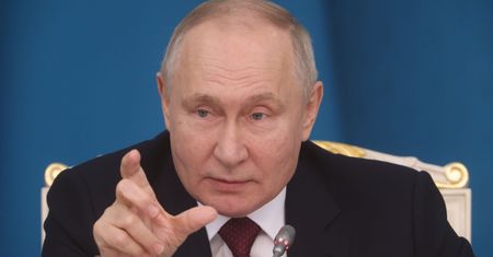Rosja zakupiła 3 wielkie statki. Wywiad donosi o bezlitosnym planie Putina