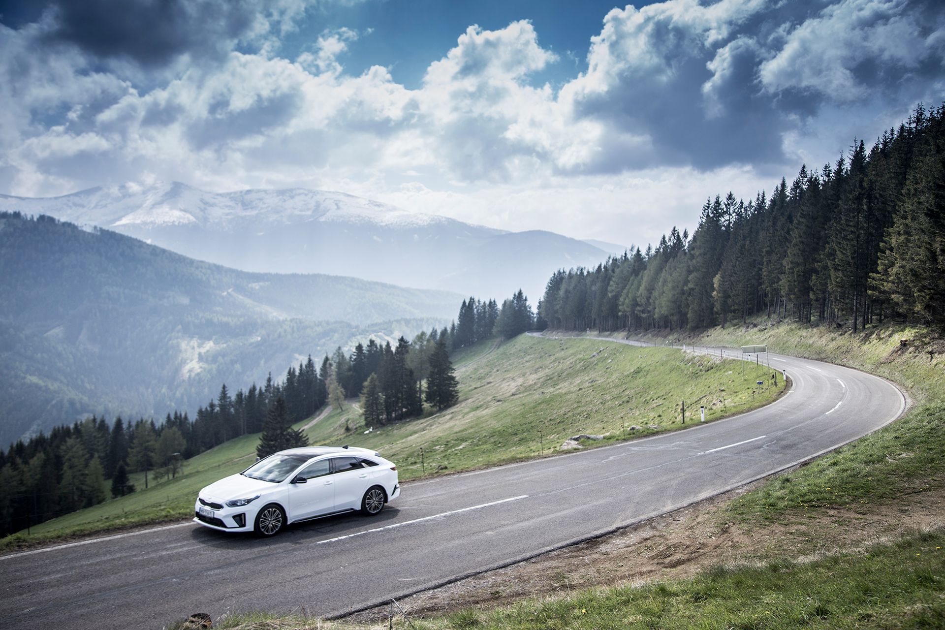 Kia Proceed 1.4 T-GDI (fot. Mateusz Żuchowski)