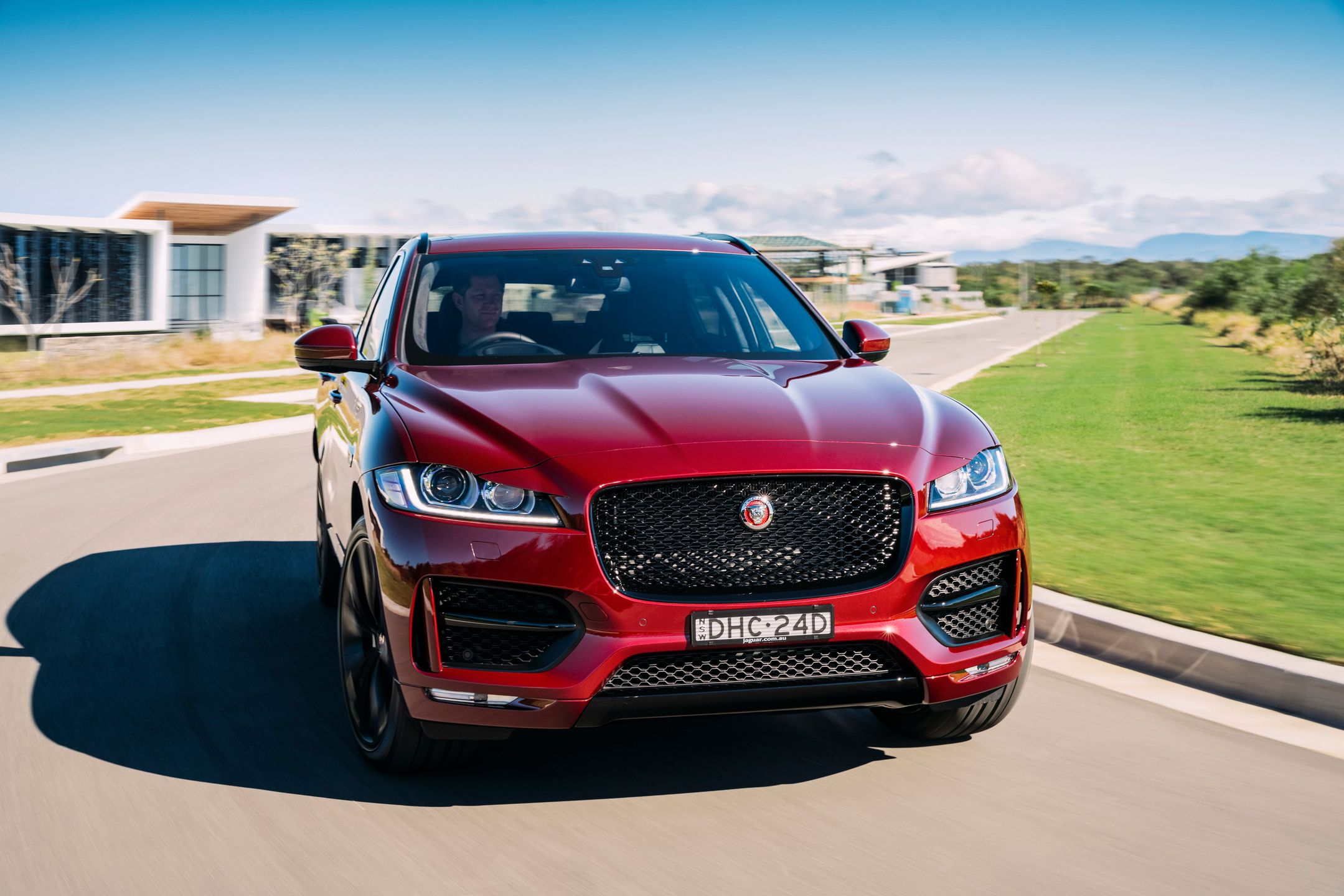 Jaguar F-Pace 7