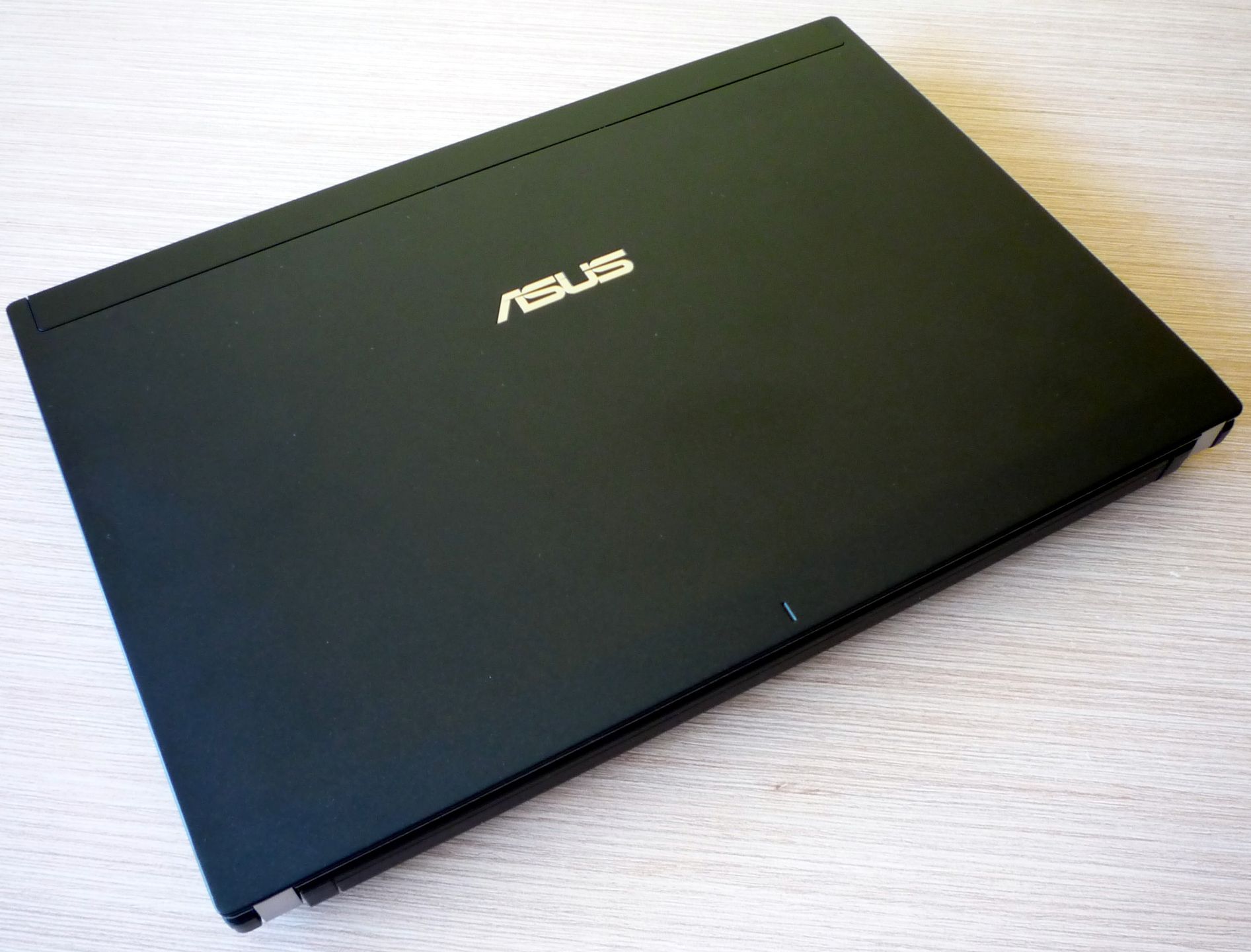 ASUSPRO B33E – propozycja nie tylko dla biznesmena [test] 2