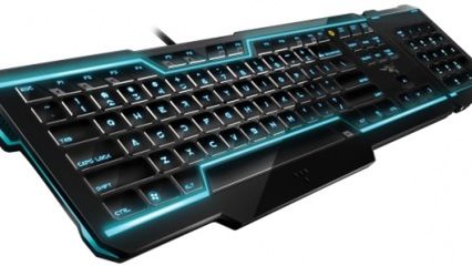 Sprzęt komputerowy inspirowany filmem TRON 1