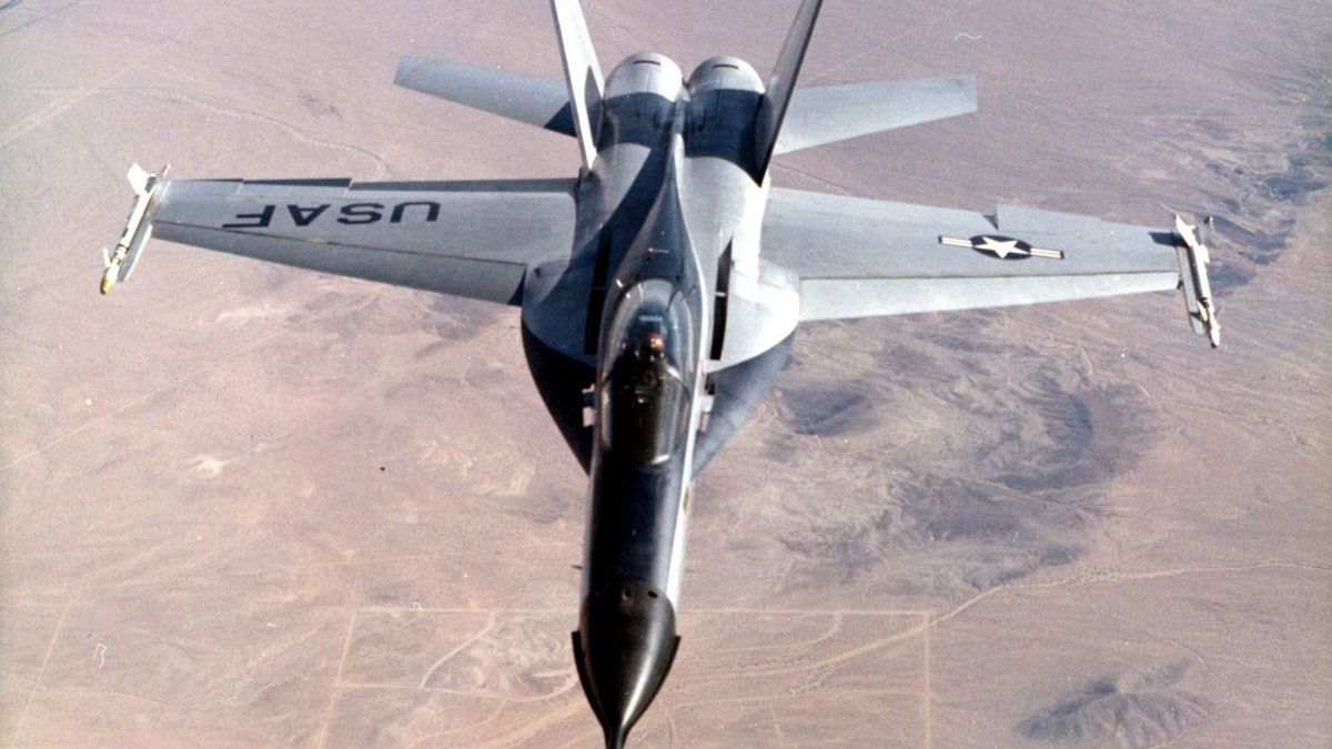 Northrop YF-17 Cobra - zapomniany przeciwnik F-16 1