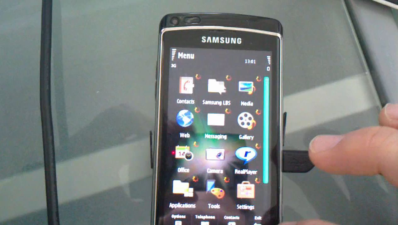 Samsung Omnia HD i 62 aplikacje uruchomione w tym samym czasie