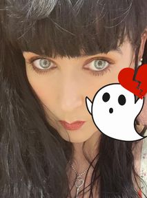 Wzięła ślub z duchem. Teraz szuka egzorcysty i chce rozwodu