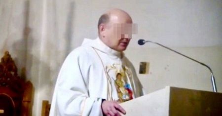 Proboszcz wysyłał 14-latce nagie zdjęcia. Usłyszał wyrok. Wcześniej skazano matkę