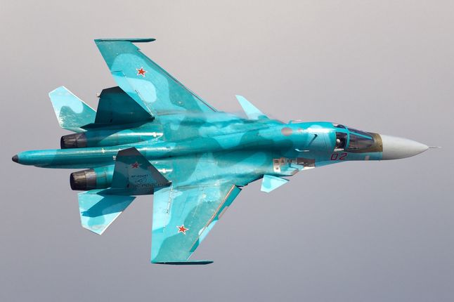 Su-34 - jeden z rosyjskich samolotów, które mogą przenosić taktyczną broń jądrową