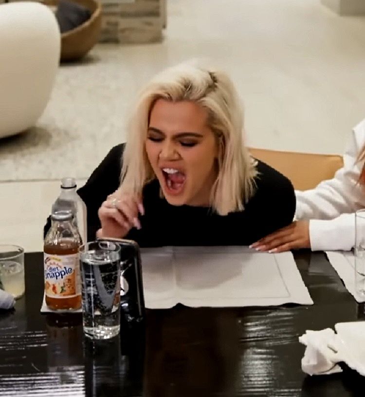 Khloe Kardashian 