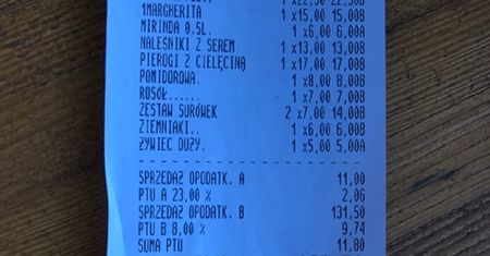 Paragon za obiad we Władysławowie. Czytelnik pokazał cenę. Jest jedno "ale"