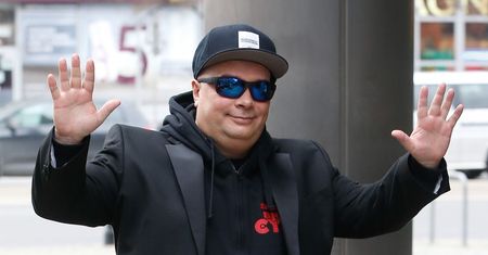 Krzysztof Skiba schudł 30 kg i ludzie nie poznają go na ulicy. Zrezygnował z tych dwóch rzeczy