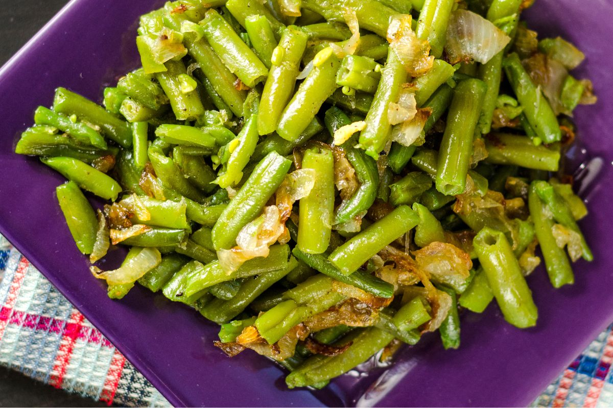 Green beans with a twist. It's worth giving this recipe a chance.
