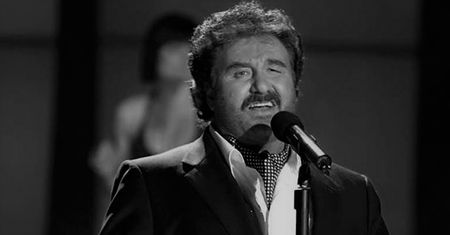 Fani chcą uhonorować Krawczyka. Wzruszona żona: Krzysztof cieszy się w niebie