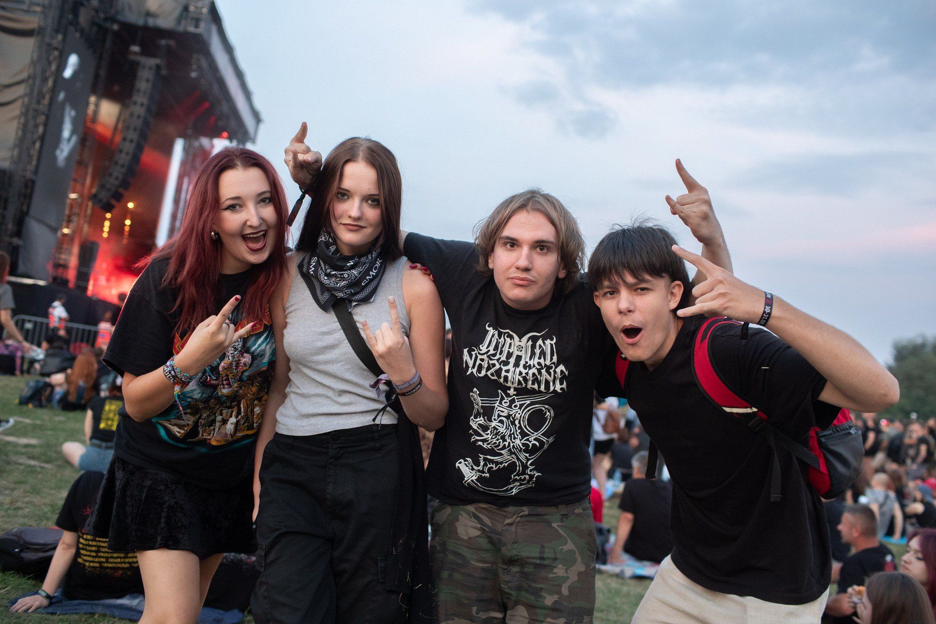 31.08.2024 KRAKOW ROCKOWIZNA FESTIWAL MUZYKA MUZEUM LOTNICTWA FANI LEZAKI TLUMY SCENA FOT. SZYMON KORTA / POLSKA PRESS
