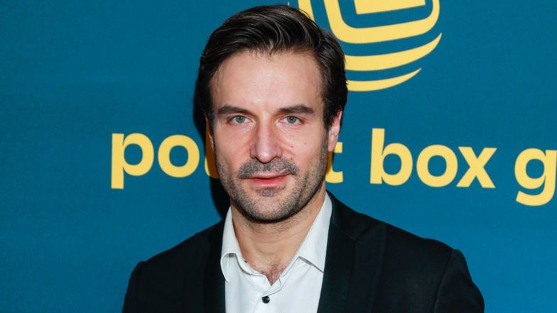 Piotr Stramowski zagrał w nadchodzącym "Jokerze"?! Pokazał się w POWALAJĄCEJ CHARAKTERYZACJI u boku nowej partnerki... (FOTO)