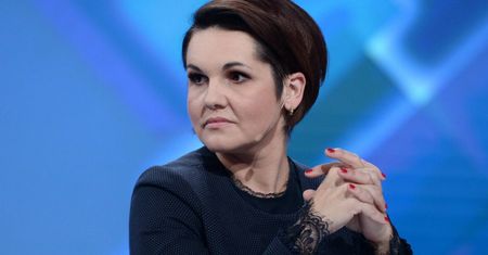 Ma dziecko z byłą gwiazdą TVP. "Nie jest moją żoną i nigdy nie była"