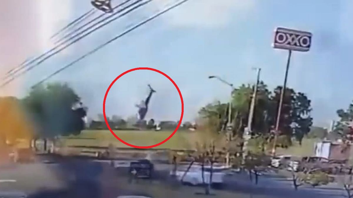 W helikopterze znajdowało się pięć osób.